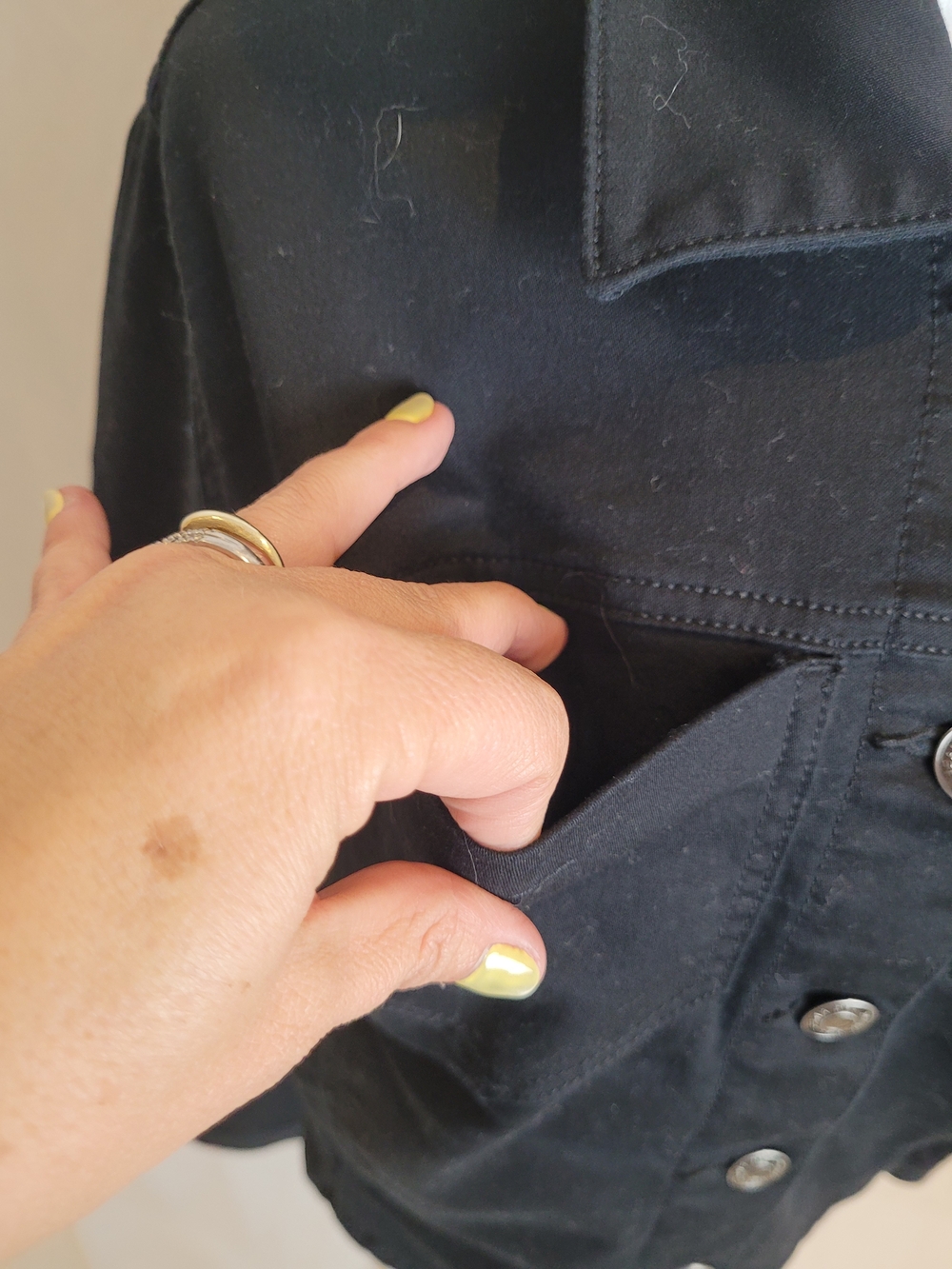 Cleo Black Cropped Button-Front Jean Jacket.Strech Size Medium - Picture 5 of 13